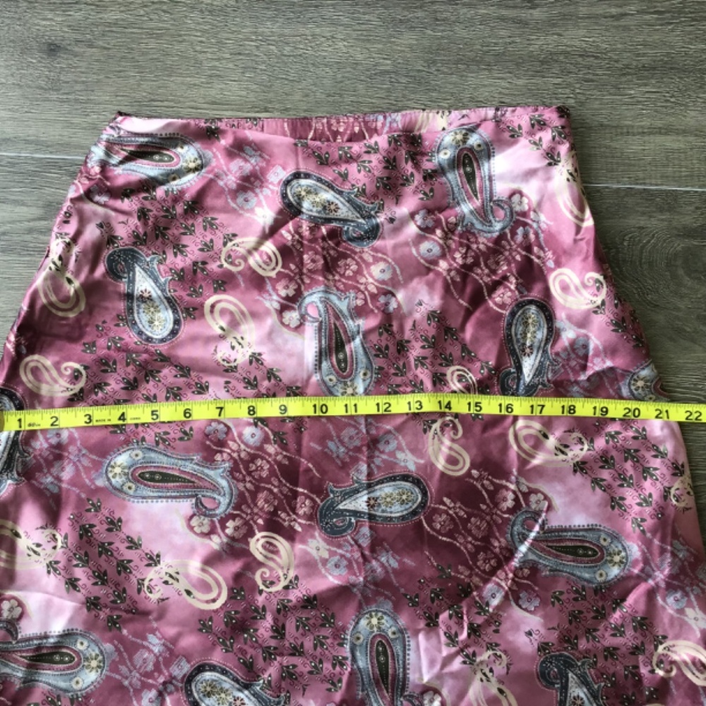 Rikki J New York Women’s Pink Paisley Lined A-Line Skirt Size 8 - Picture 7 of 8